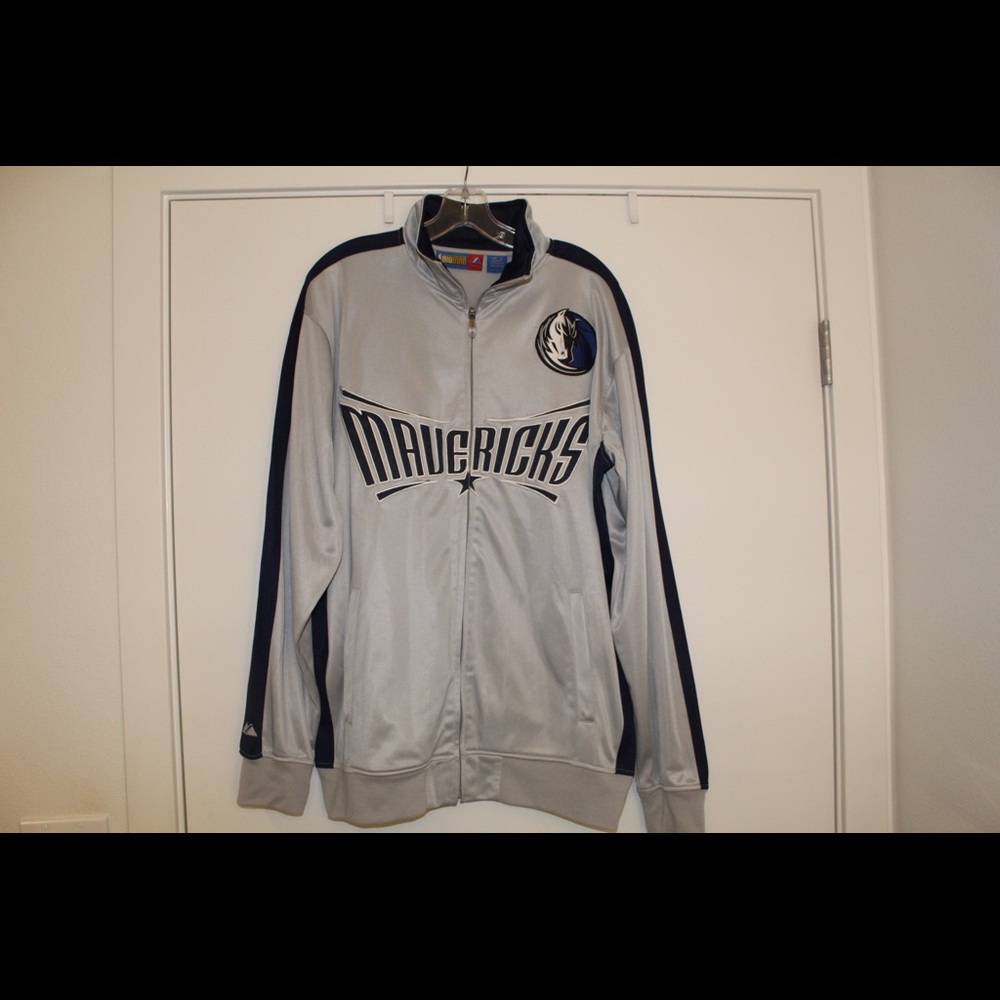 LT (Long Tall) Majestic Bigman Dallas Mavericks Full Zip Jacket Grey.